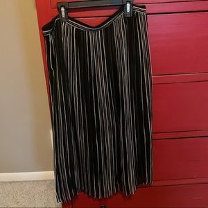 Banana Republic Skirt, Size 12